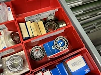Grote partij industriële lagers en lagerhuizen - afbeelding 122 van  162