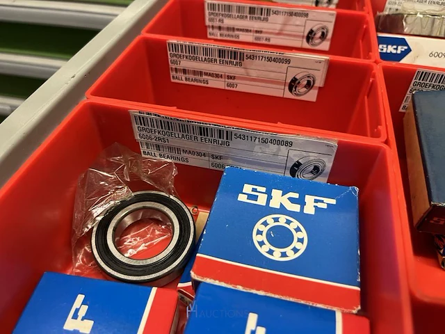 Grote partij industriële lagers en lagerhuizen - afbeelding 138 van  162