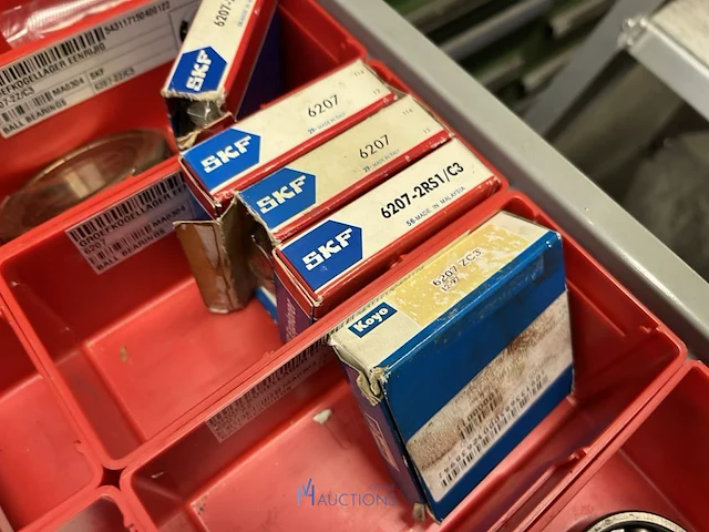 Grote partij industriële lagers en lagerhuizen - afbeelding 146 van  162