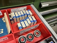 Grote partij industriële lagers en lagerhuizen - afbeelding 157 van  162