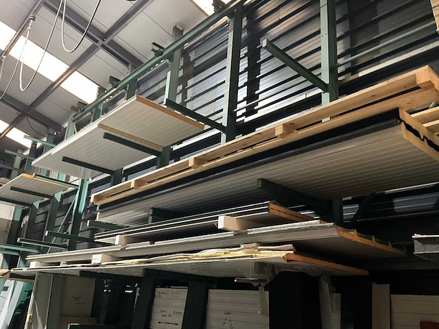 Grote partij isolatiepanelen - afbeelding 2 van  11