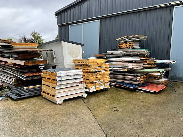 Grote partij isolatiepanelen - afbeelding 2 van  8