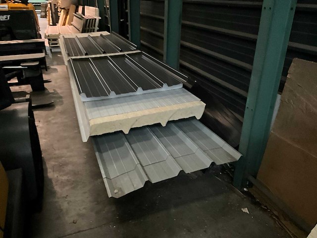 Grote partij isolatiepanelen - afbeelding 7 van  11