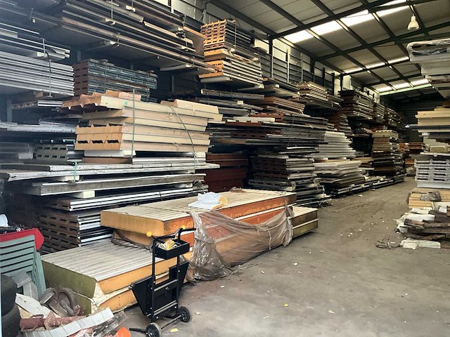 Grote partij isolatiepanelen - afbeelding 1 van  10