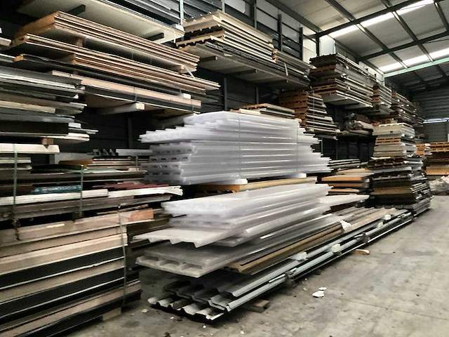 Grote partij isolatiepanelen - afbeelding 7 van  10