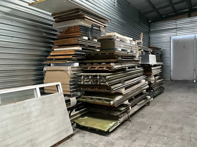 Grote partij isolatiepanelen - afbeelding 4 van  16