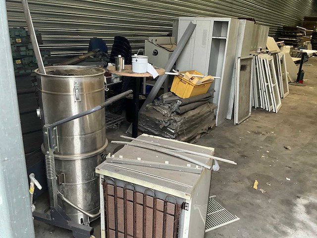 Grote partij isolatiepanelen - afbeelding 9 van  16