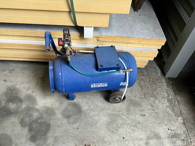 Grote partij isolatiepanelen - afbeelding 10 van  16