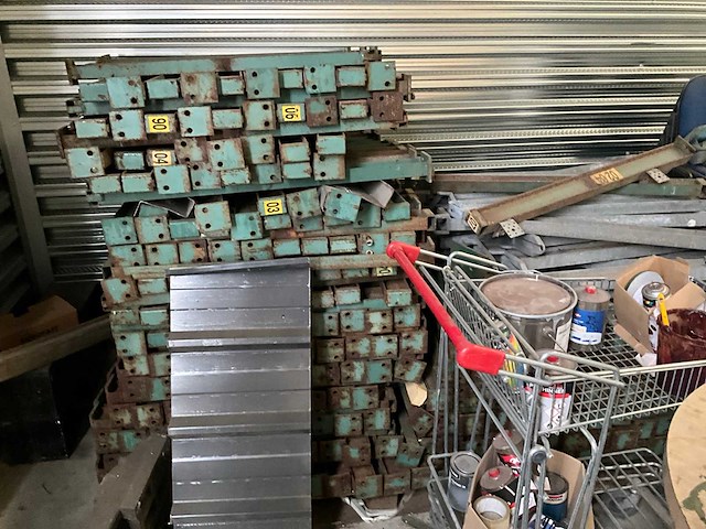 Grote partij isolatiepanelen - afbeelding 11 van  16