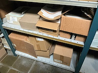 Grote partij kabels, adapters, stekkers, behuizingsonderdelen - afbeelding 3 van  43