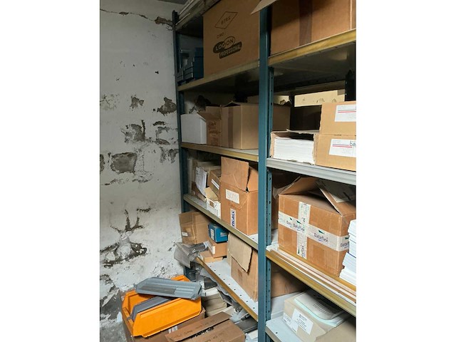 Grote partij kabels, adapters, stekkers, behuizingsonderdelen - afbeelding 5 van  43