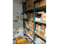 Grote partij kabels, adapters, stekkers, behuizingsonderdelen - afbeelding 5 van  43