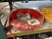 Grote partij kabels, adapters, stekkers, behuizingsonderdelen - afbeelding 11 van  43