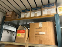 Grote partij kabels, adapters, stekkers, behuizingsonderdelen - afbeelding 24 van  43