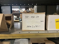 Grote partij kabels, adapters, stekkers, behuizingsonderdelen - afbeelding 40 van  43