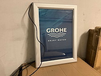 Grote partij kaders met ingebouwde verlichting - afbeelding 2 van  4