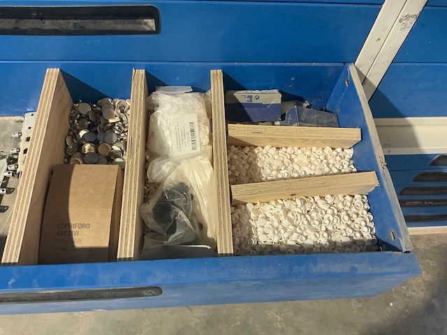 Grote partij kast en deurbeslag - afbeelding 3 van  40