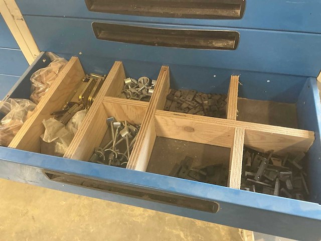 Grote partij kast en deurbeslag - afbeelding 9 van  40