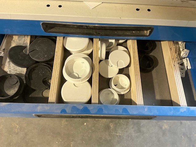 Grote partij kast en deurbeslag - afbeelding 13 van  40