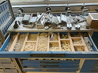 Grote partij kast en deurbeslag - afbeelding 34 van  40