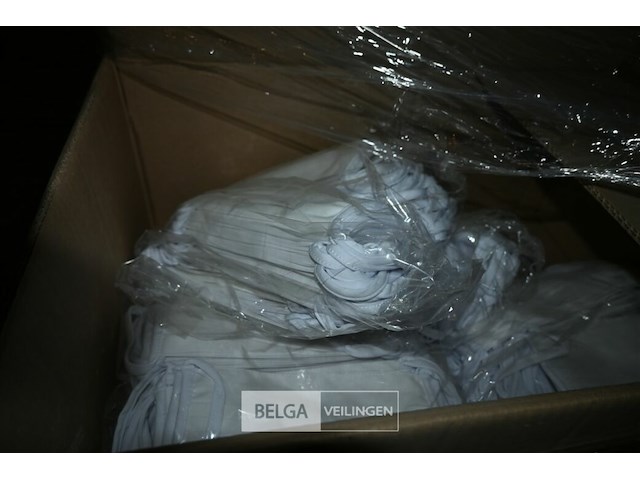 Grote partij katoenen mondmaskers - afbeelding 2 van  6