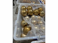 Grote partij kerstdecoratie en kerstballen in diverse uitvoeringen - afbeelding 13 van  28