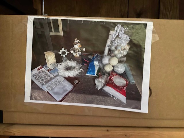 Grote partij kerstversiering en decoratiemateriaal - afbeelding 2 van  7