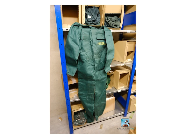 Grote partij kleding en schoenen - afbeelding 15 van  15