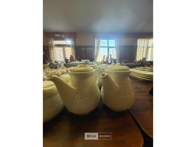 Grote partij koffie-/theekannen - afbeelding 3 van  4