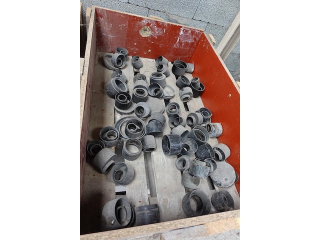 Grote partij koppelstukken - afbeelding 3 van  12