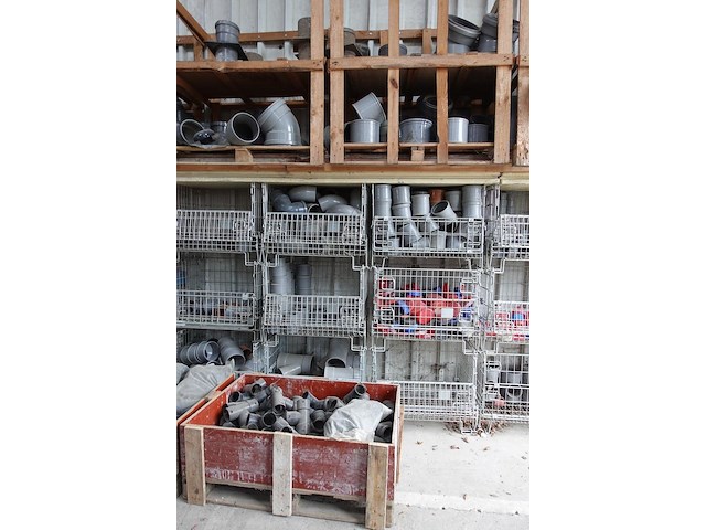 Grote partij koppelstukken - afbeelding 6 van  12