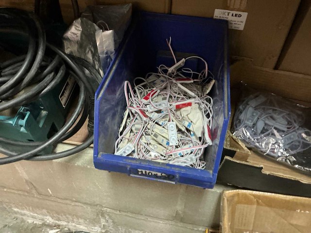 Grote partij ledstrips dkt led (60x doos) - afbeelding 15 van  27