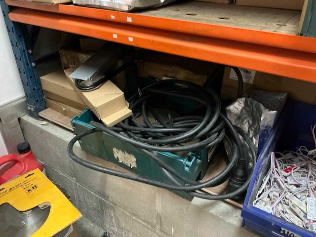 Grote partij ledstrips dkt led (60x doos) - afbeelding 16 van  27