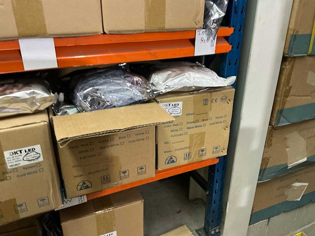 Grote partij ledstrips dkt led (60x doos) - afbeelding 27 van  27