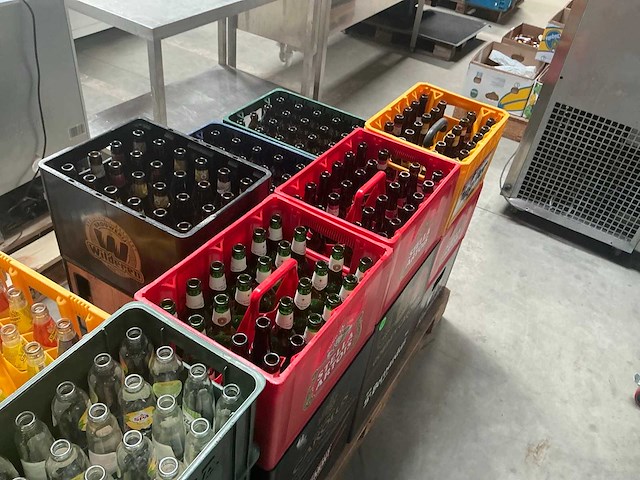 Grote partij leeggoed - afbeelding 3 van  3