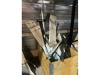 Grote partij man dakspoiler toebehoren - afbeelding 9 van  34