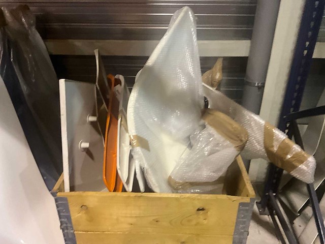 Grote partij man dakspoiler toebehoren - afbeelding 34 van  34