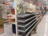 Grote partij metalen winkelrekken - afbeelding 4 van  10