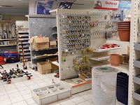 Grote partij metalen winkelrekken - afbeelding 5 van  10