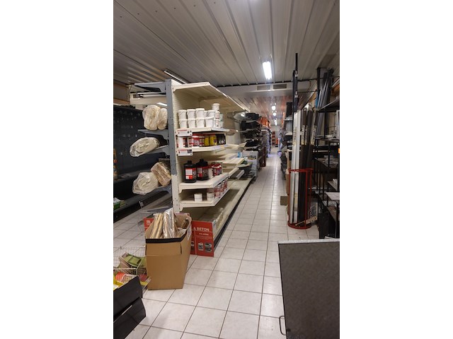 Grote partij metalen winkelrekken - afbeelding 6 van  10