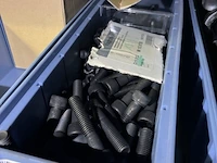 Grote partij metrische en zelftappende schroeven - afbeelding 103 van  202