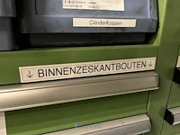 Grote partij metrische en zelftappende schroeven - afbeelding 119 van  202