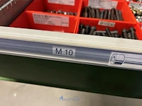 Grote partij metrische en zelftappende schroeven - afbeelding 173 van  202