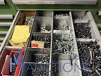 Grote partij metrische en zelftappende schroeven - afbeelding 181 van  202