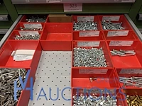 Grote partij metrische zeskantbouten - afbeelding 2 van  232