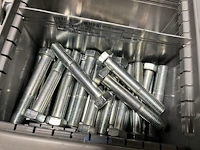 Grote partij metrische zeskantbouten - afbeelding 70 van  232