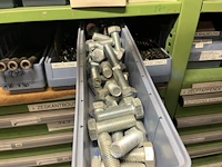 Grote partij metrische zeskantbouten - afbeelding 119 van  232