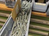Grote partij metrische zeskantbouten - afbeelding 123 van  232