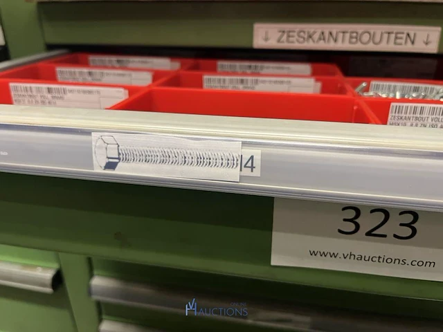 Grote partij metrische zeskantbouten - afbeelding 113 van  232