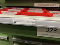 Grote partij metrische zeskantbouten - afbeelding 113 van  232